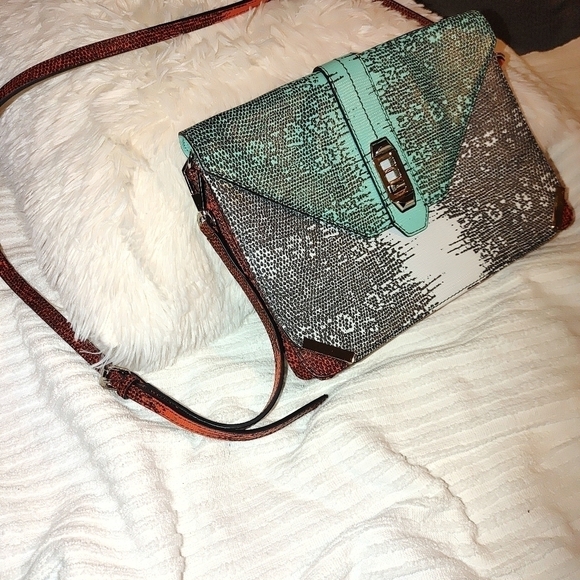 Rebecca Minkoff Adjustable Strap multicolored purse W turn Closure 11x8.5 - Picture 2 of 14